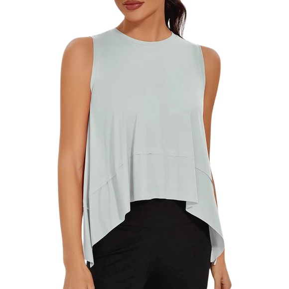 Cropped Flowy Quick-Dry Tank‎ Top- Light Gray - Picture 3 of 8